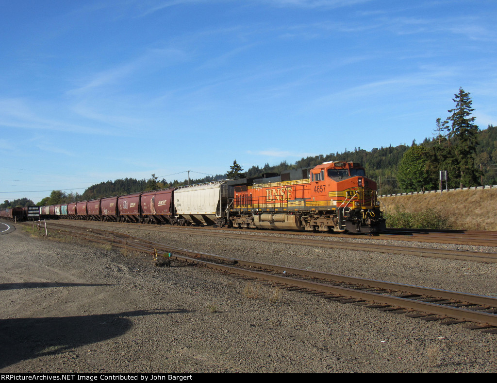 BNSF 4657 